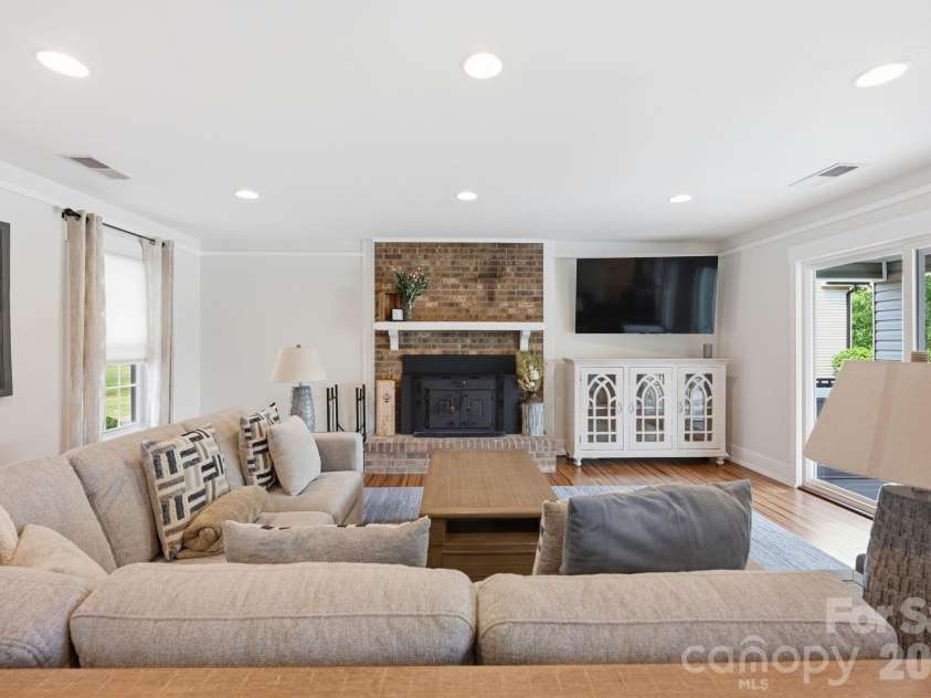 12109 Eastfield Road, Huntersville, NC 28078.  MLS# CAR4383207, YatesRealty ID 29862. 