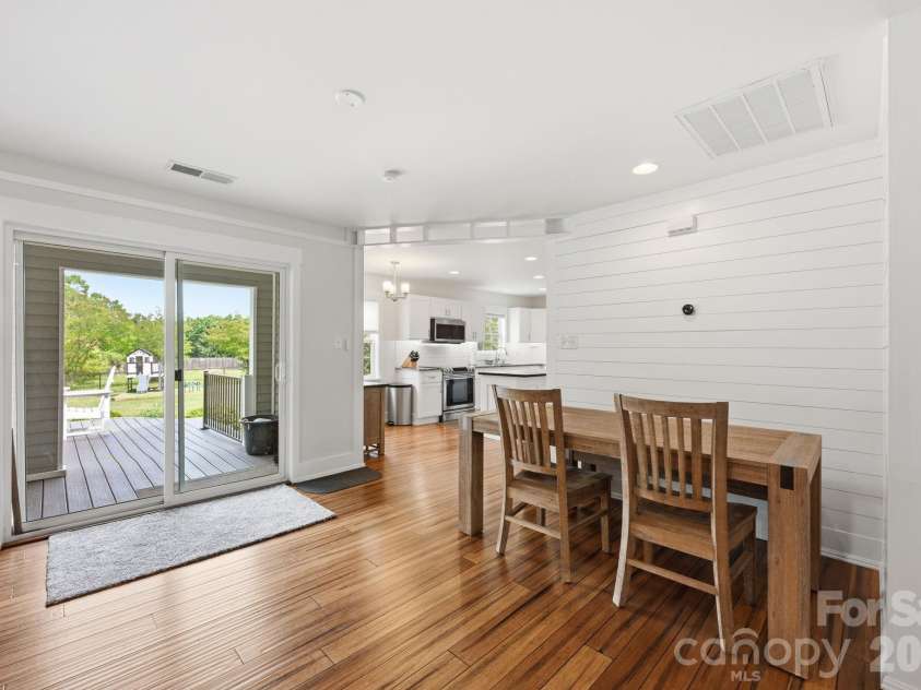 12109 Eastfield Road, Huntersville, NC 28078.  MLS# CAR4383207, YatesRealty ID 29862. 