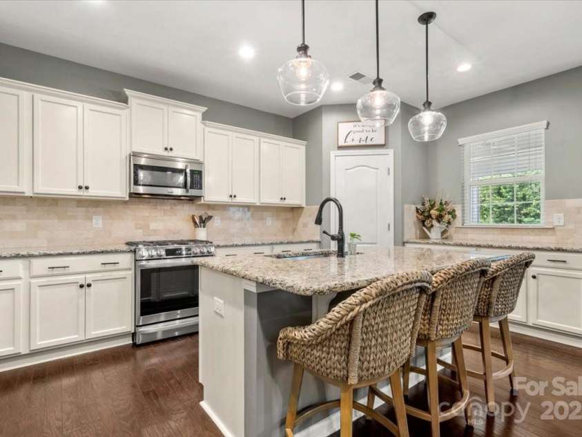2414 Kayleb Point Circle, Fort Mill, SC 29715.  MLS# CAR4284986, YatesRealty ID 29864. 
