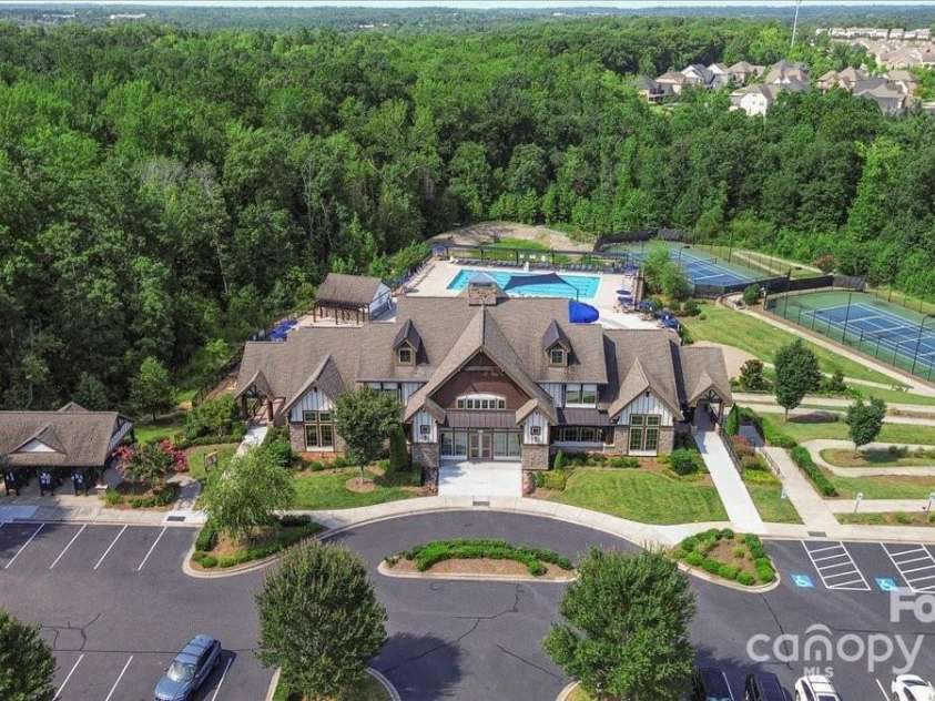 2414 Kayleb Point Circle, Fort Mill, SC 29715.  MLS# CAR4284986, YatesRealty ID 29864. 