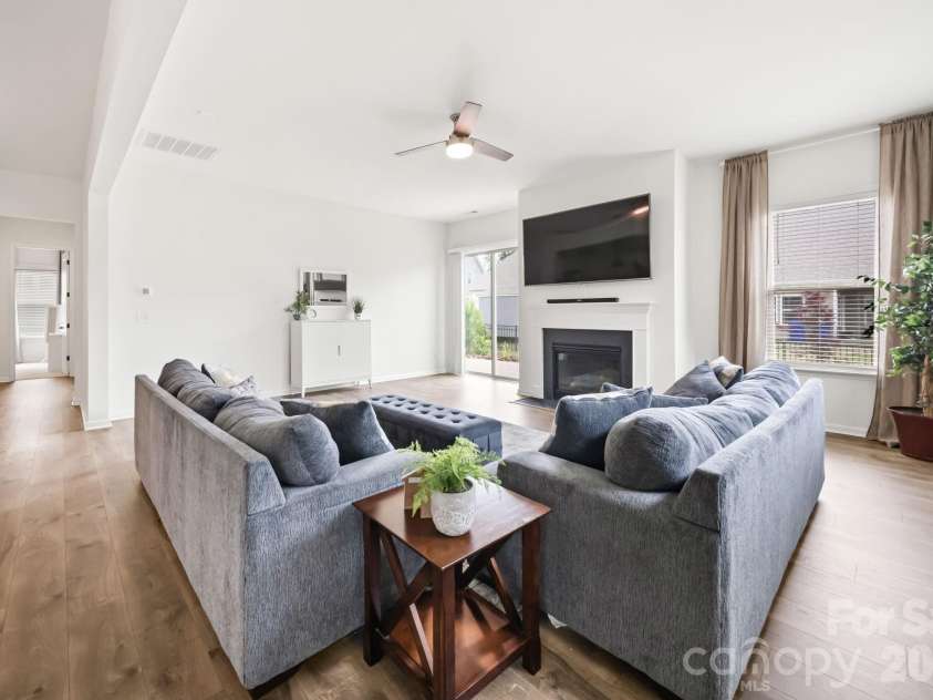 7920 Creek Park Drive, Denver, NC 28037.  MLS# CAR4386729, YatesRealty ID 29865. 