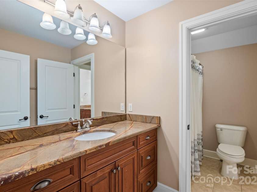 103 Village Pointe Lane, Asheville, NC 28803.  MLS# CAR4275808, YatesRealty ID 29867. 