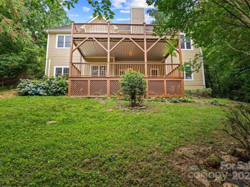 103 Village Pointe Lane, Asheville, NC 28803.  MLS# CAR4275808, YatesRealty ID 29867. 