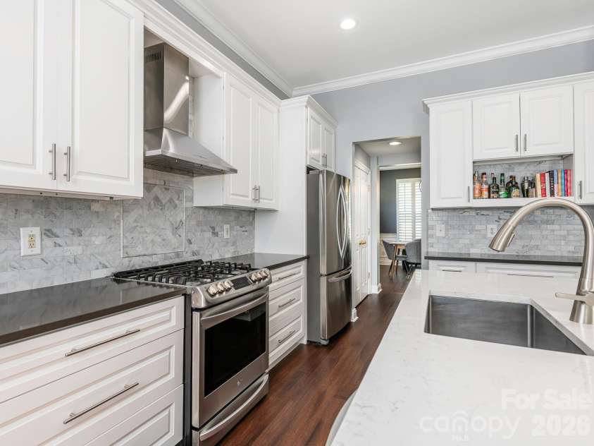 1409 Shade Tree Court, Matthews, NC 28104.  MLS# CAR4379917, YatesRealty ID 29867. 