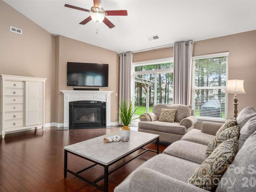 1023 Pennington Drive, Lancaster, SC 29720.  MLS# CAR4390804, YatesRealty ID 29868. 
