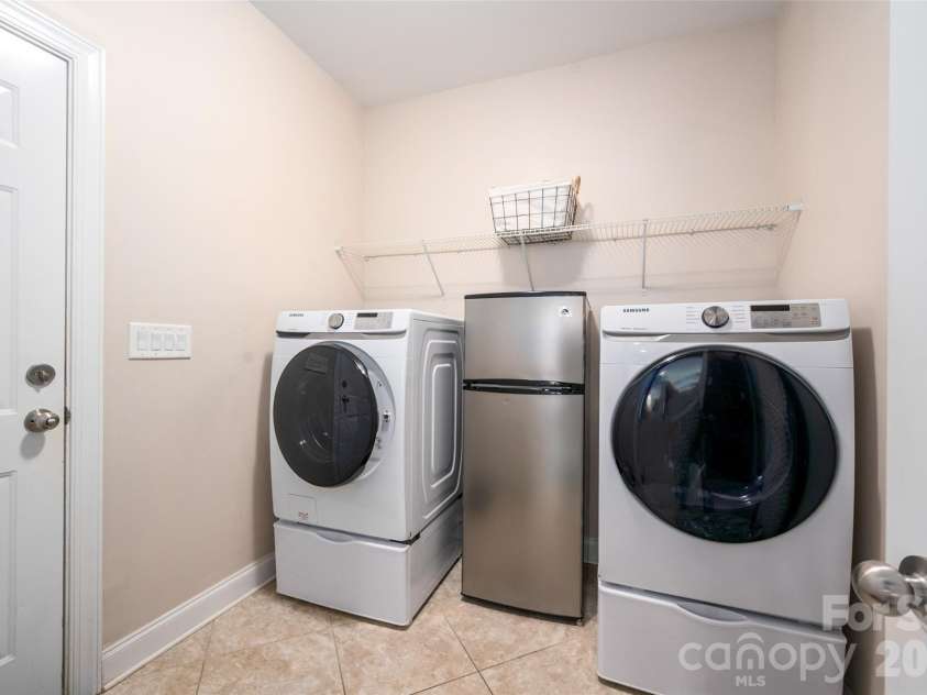 1023 Pennington Drive, Lancaster, SC 29720.  MLS# CAR4390804, YatesRealty ID 29868. 