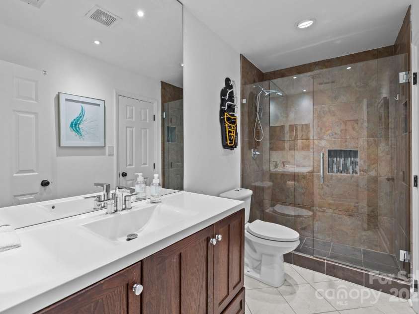 498 Glory Court, Fort Mill, SC 29715.  MLS# CAR4271621, YatesRealty ID 29868. 