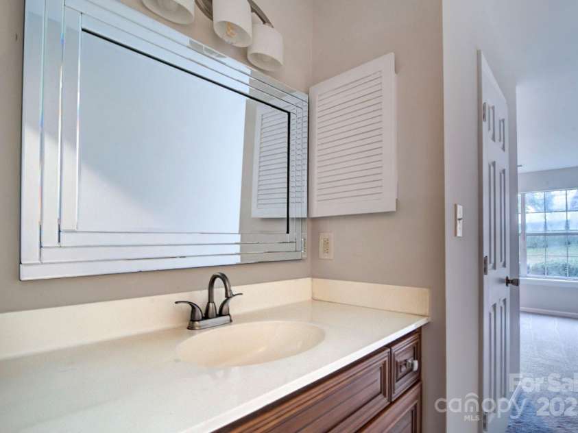 8115 Tremaine Court, Charlotte, NC 28227.  MLS# CAR4282693, YatesRealty ID 29869. 