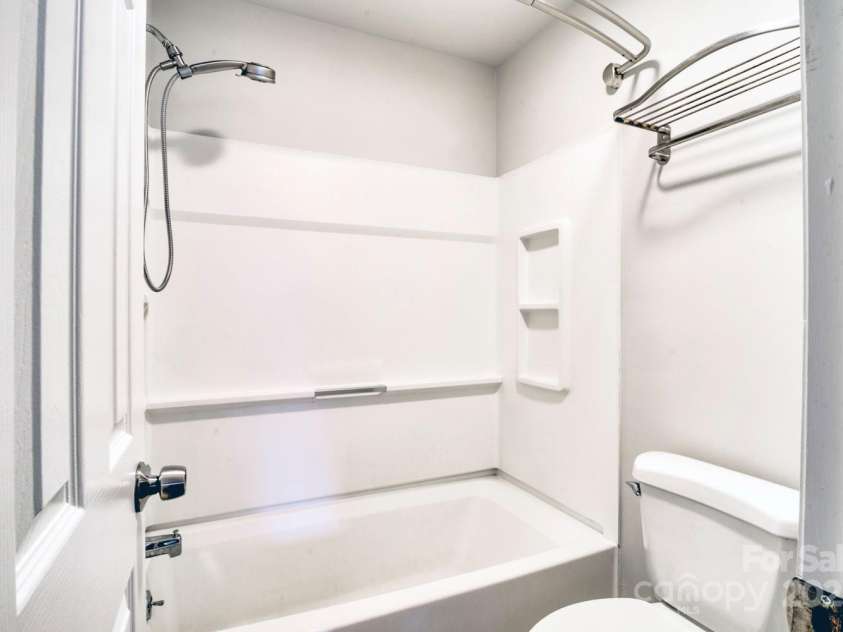 8115 Tremaine Court, Charlotte, NC 28227.  MLS# CAR4282693, YatesRealty ID 29869. 