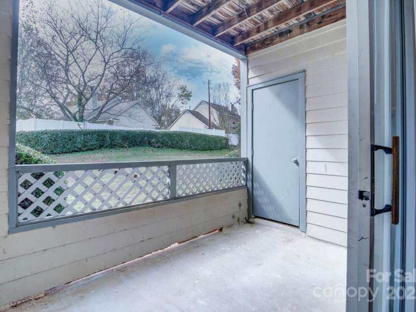 8115 Tremaine Court, Charlotte, NC 28227.  MLS# CAR4282693, YatesRealty ID 29869. 