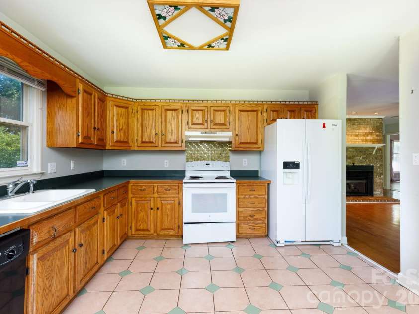 1933 Pleasant Road, Fort Mill, SC 29708.  MLS# CAR4391057, YatesRealty ID 29870. 