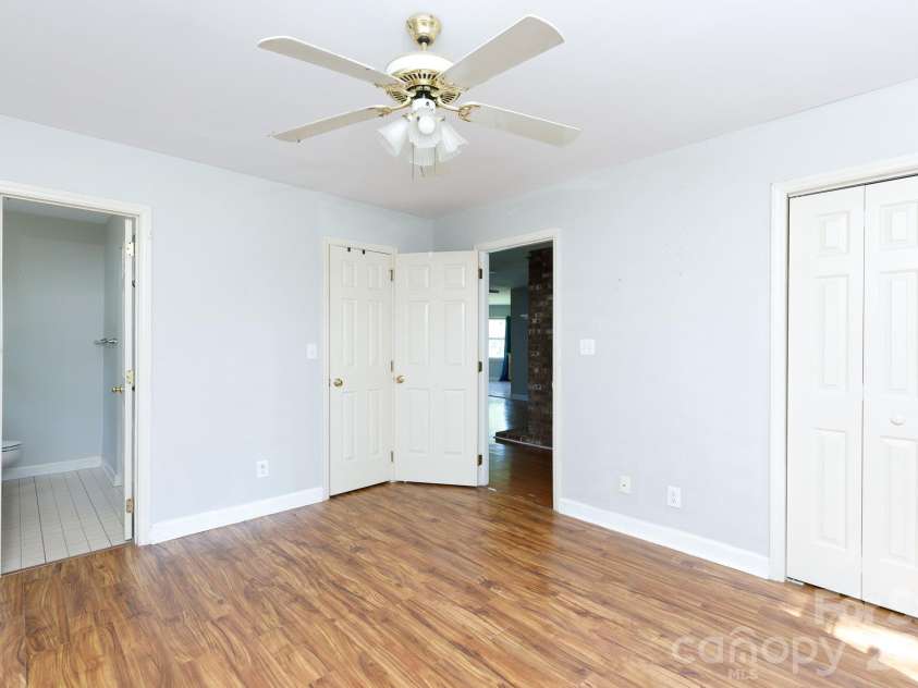 1933 Pleasant Road, Fort Mill, SC 29708.  MLS# CAR4391057, YatesRealty ID 29870. 