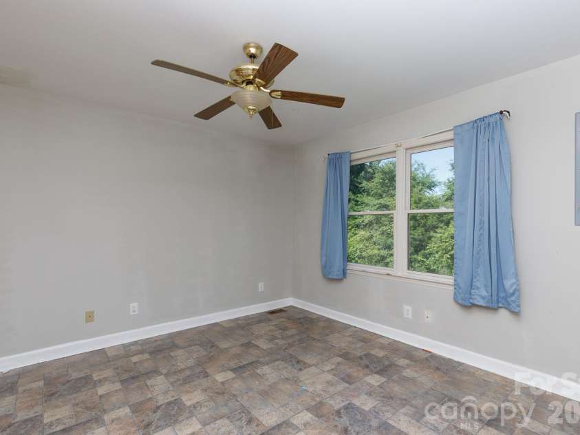 1933 Pleasant Road, Fort Mill, SC 29708.  MLS# CAR4391057, YatesRealty ID 29870. 