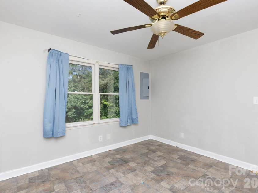 1933 Pleasant Road, Fort Mill, SC 29708.  MLS# CAR4391057, YatesRealty ID 29870. 