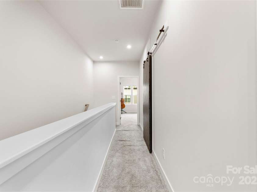 3748 Ellington Street, Charlotte, NC 28211.  MLS# CAR4259533, YatesRealty ID 29870. 