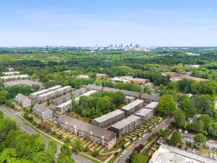 3748 Ellington Street, Charlotte, NC 28211.  MLS# CAR4259533, YatesRealty ID 29870. 