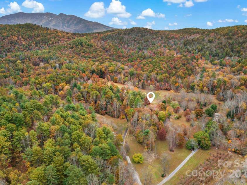 163 Gypsy Mountain Road, Marion, NC 28752.  MLS# CAR4287037, YatesRealty ID 29871. 