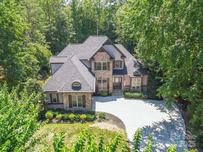 7882 Butternut Lane, Denver, NC 28037.  MLS# CAR4285542, YatesRealty ID 29872. 