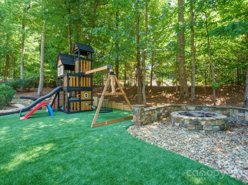 7882 Butternut Lane, Denver, NC 28037.  MLS# CAR4285542, YatesRealty ID 29872. 