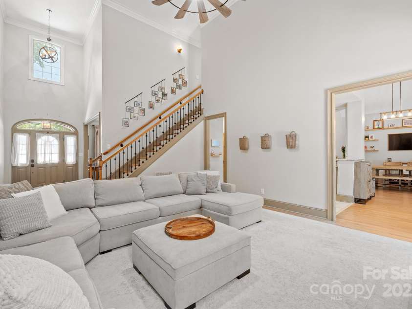 7882 Butternut Lane, Denver, NC 28037.  MLS# CAR4285542, YatesRealty ID 29872. Great room