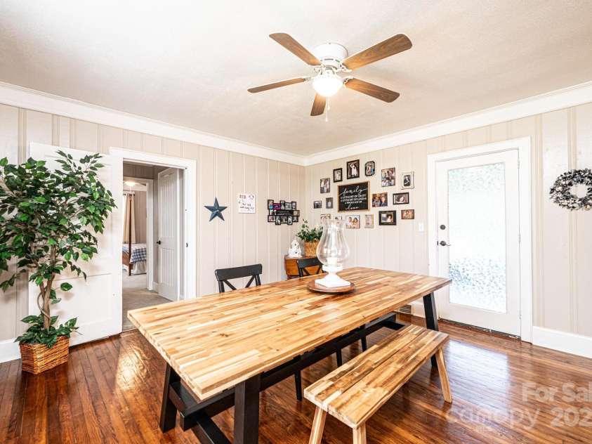 2035 Kool Park Road, Hickory, NC 28601.  MLS# CAR4278459, YatesRealty ID 29873. 