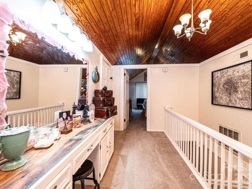 2035 Kool Park Road, Hickory, NC 28601.  MLS# CAR4278459, YatesRealty ID 29873. 