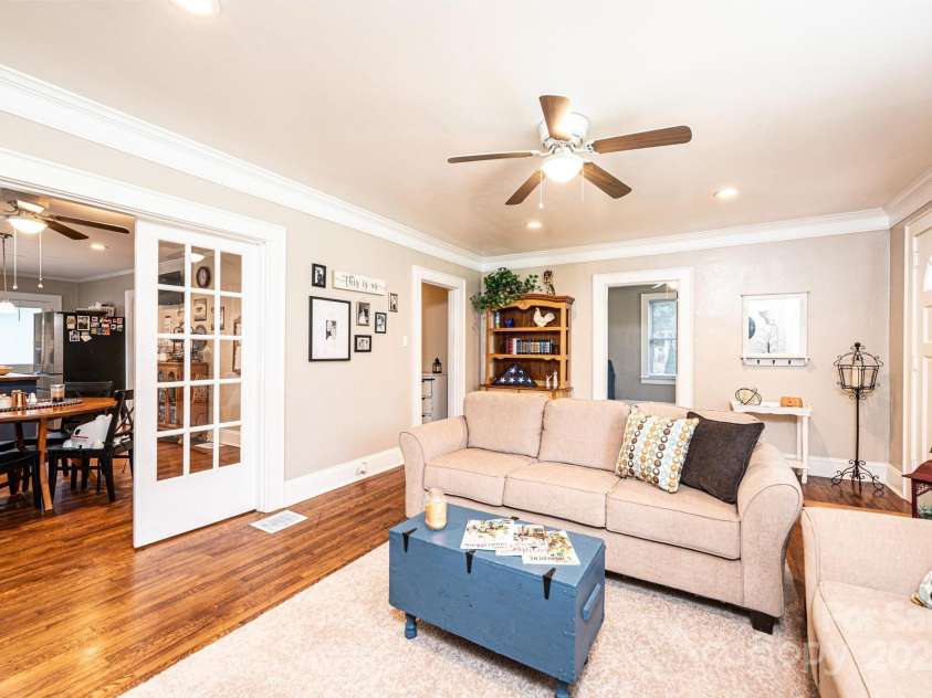 2035 Kool Park Road, Hickory, NC 28601.  MLS# CAR4278459, YatesRealty ID 29873. 