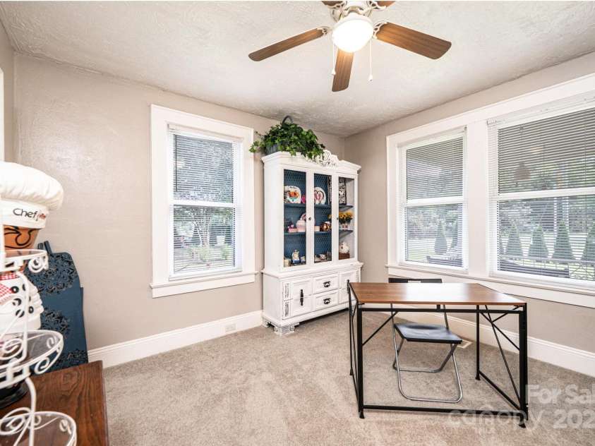 2035 Kool Park Road, Hickory, NC 28601.  MLS# CAR4278459, YatesRealty ID 29873. 