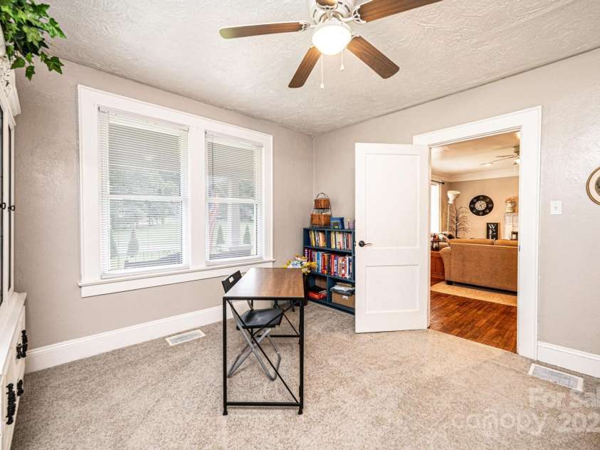 2035 Kool Park Road, Hickory, NC 28601.  MLS# CAR4278459, YatesRealty ID 29873. 