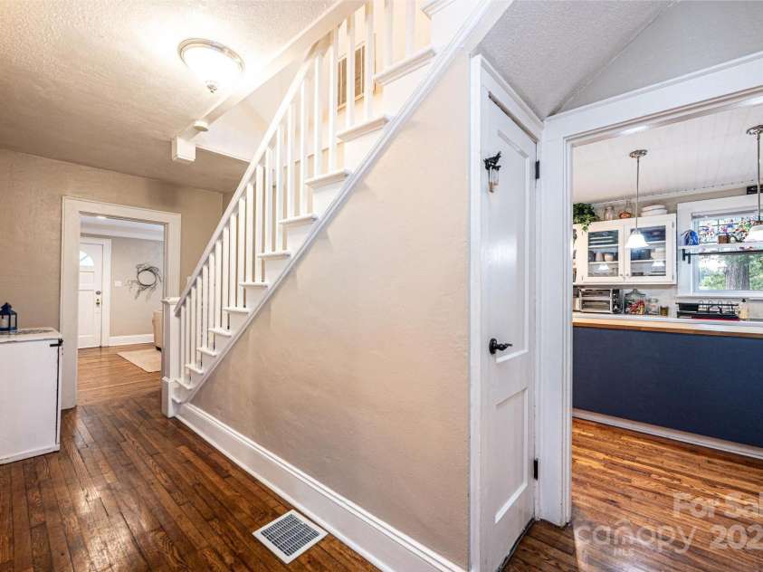 2035 Kool Park Road, Hickory, NC 28601.  MLS# CAR4278459, YatesRealty ID 29873. 
