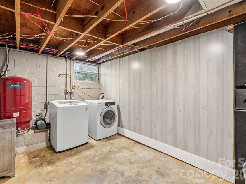 1483 Springsteen Road, Rock Hill, SC 29730.  MLS# CAR4382480, YatesRealty ID 29875. Laundry in basement