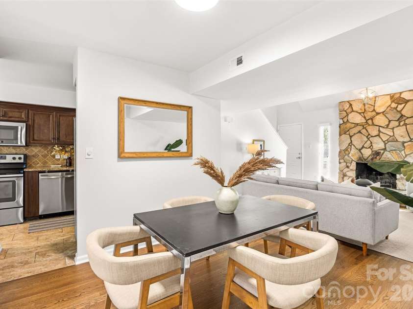 9526 Fairway Ridge Road, Charlotte, NC 28277.  MLS# CAR4376357, YatesRealty ID 29876. 