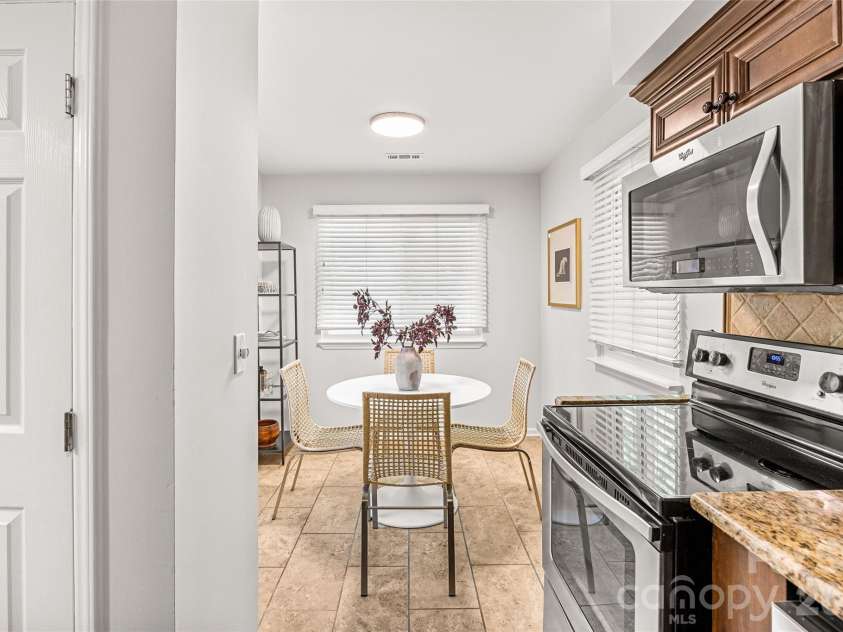 9526 Fairway Ridge Road, Charlotte, NC 28277.  MLS# CAR4376357, YatesRealty ID 29876. 