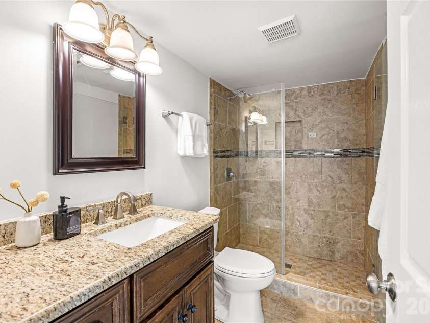 9526 Fairway Ridge Road, Charlotte, NC 28277.  MLS# CAR4376357, YatesRealty ID 29876. 