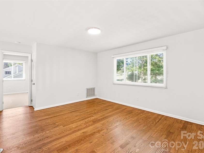 9526 Fairway Ridge Road, Charlotte, NC 28277.  MLS# CAR4376357, YatesRealty ID 29876. 