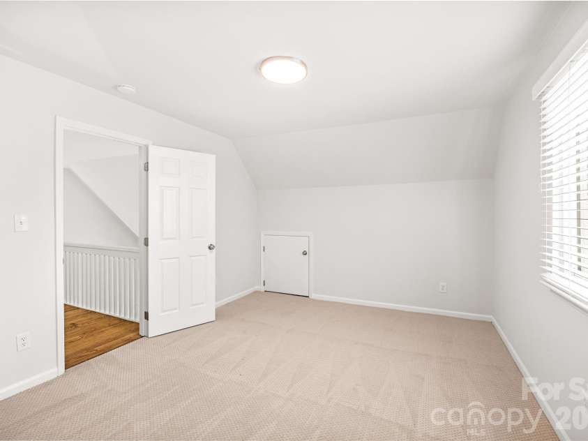 9526 Fairway Ridge Road, Charlotte, NC 28277.  MLS# CAR4376357, YatesRealty ID 29876. 