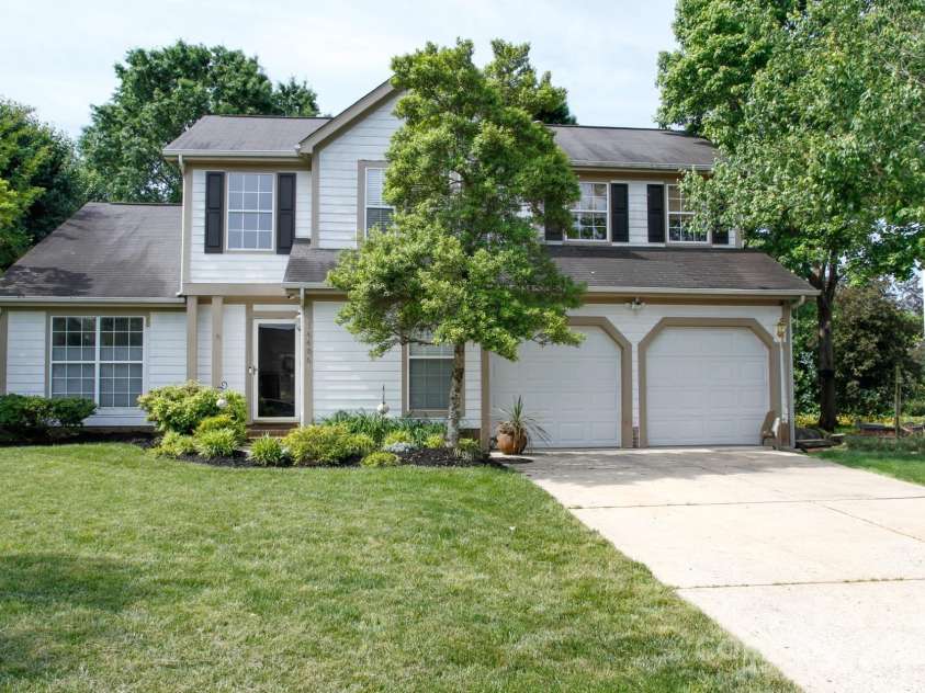 14406 Gadwall Court, Charlotte, NC 28273.  MLS# CAR4283089, YatesRealty ID 29877. 