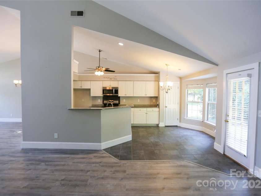 14406 Gadwall Court, Charlotte, NC 28273.  MLS# CAR4283089, YatesRealty ID 29877. 