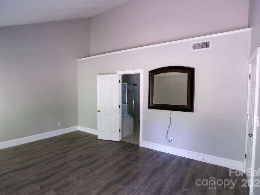 14406 Gadwall Court, Charlotte, NC 28273.  MLS# CAR4283089, YatesRealty ID 29877. 