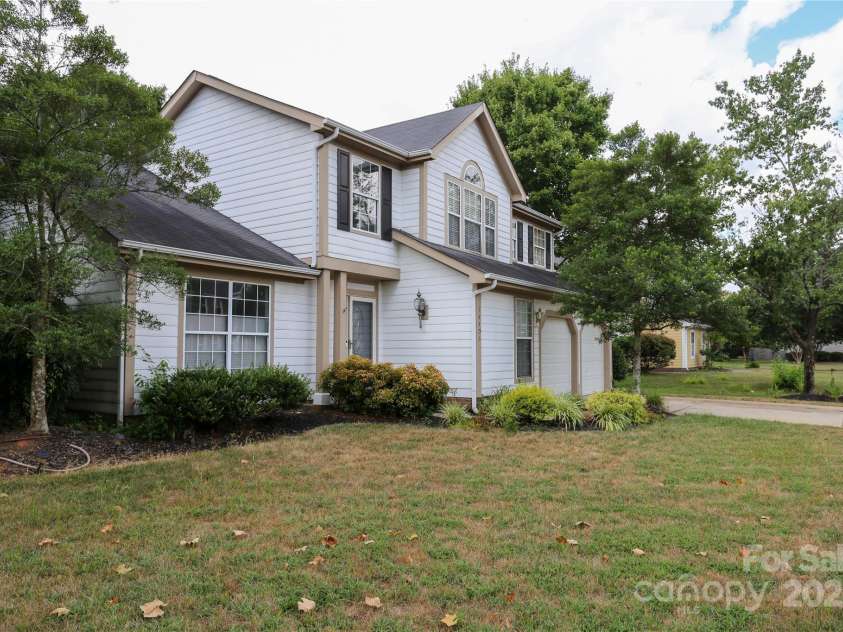 14406 Gadwall Court, Charlotte, NC 28273.  MLS# CAR4283089, YatesRealty ID 29877. 