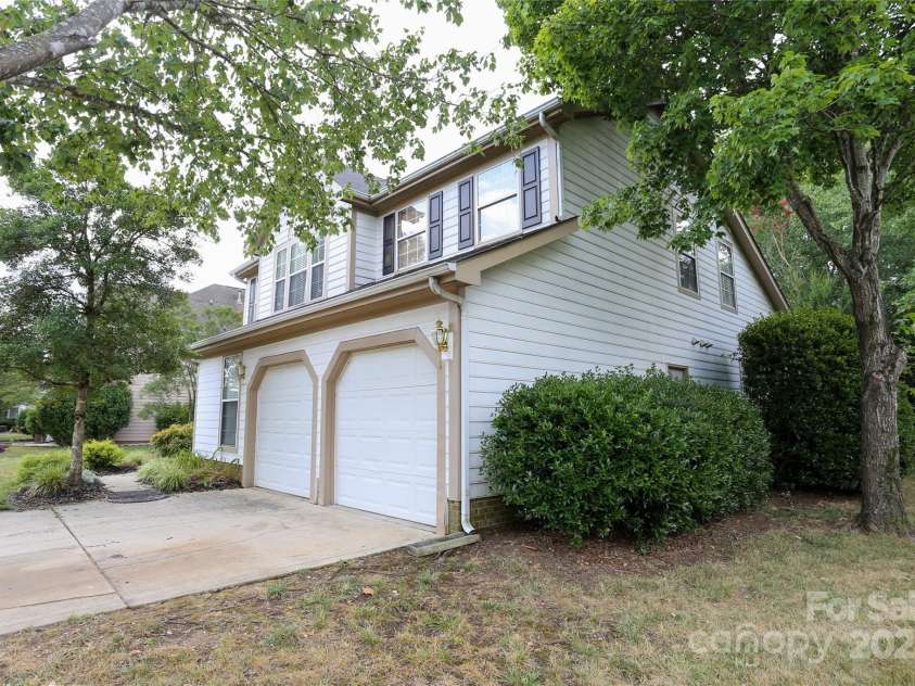14406 Gadwall Court, Charlotte, NC 28273.  MLS# CAR4283089, YatesRealty ID 29877. 