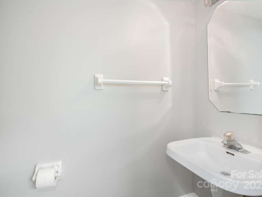 14406 Gadwall Court, Charlotte, NC 28273.  MLS# CAR4309257, YatesRealty ID 29877. 