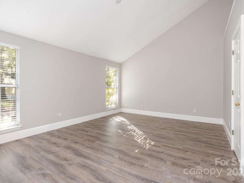 14406 Gadwall Court, Charlotte, NC 28273.  MLS# CAR4309257, YatesRealty ID 29877. 