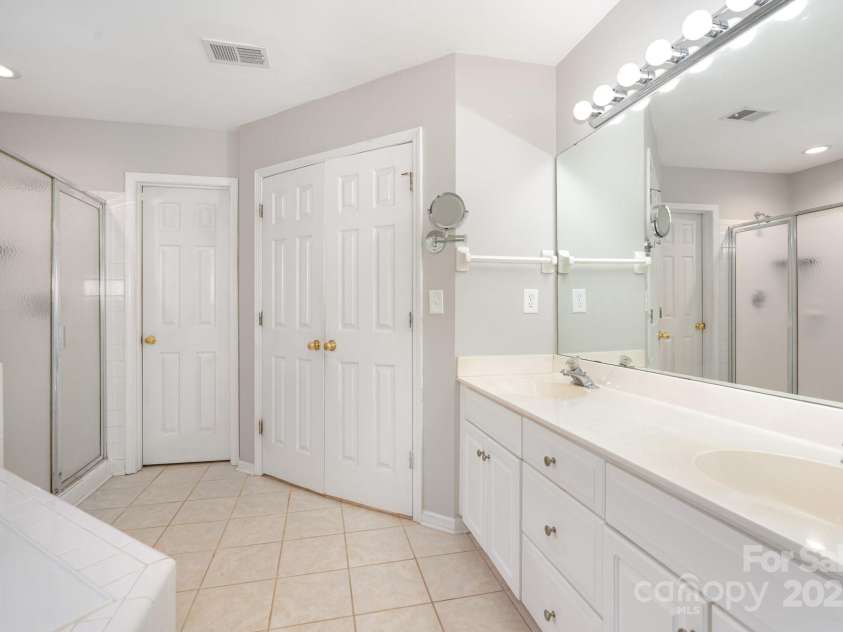 14406 Gadwall Court, Charlotte, NC 28273.  MLS# CAR4309257, YatesRealty ID 29877. 