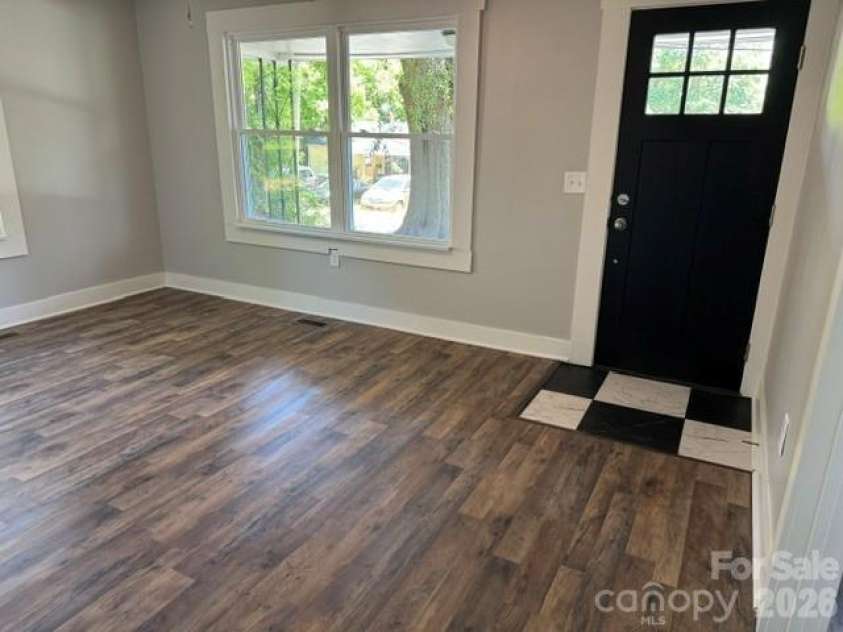 701 Scruggs Street, Gastonia, NC 28052.  MLS# CAR4391238, YatesRealty ID 29878. 