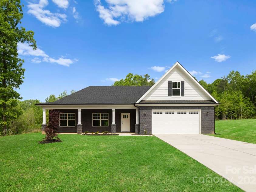 5125 Carden Drive, Charlotte, NC 28227.  MLS# CAR4250454, YatesRealty ID 29879. Front of the House