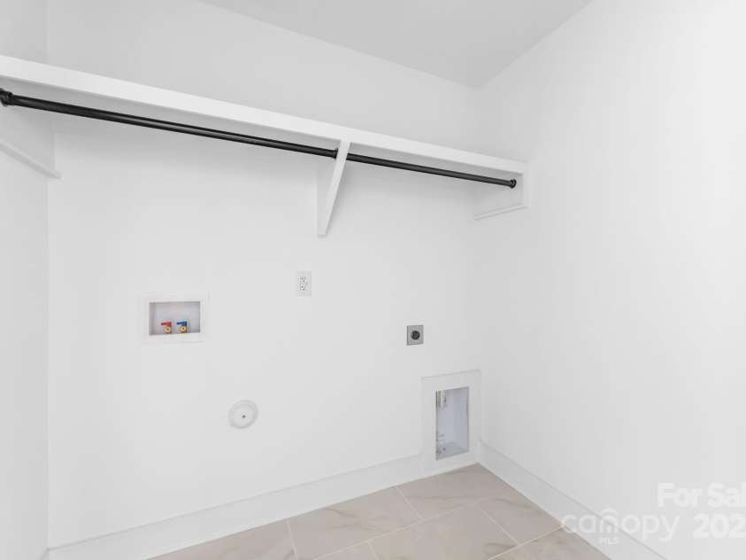 5125 Carden Drive, Charlotte, NC 28227.  MLS# CAR4250454, YatesRealty ID 29879. Laundry room