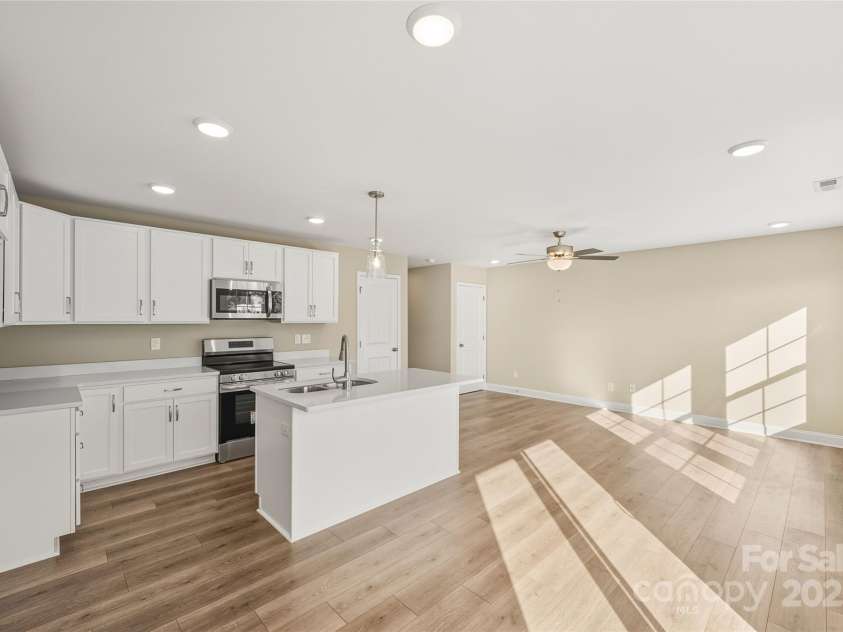 26443 Hwy 9 Highway, Pageland, SC 29728.  MLS# CAR4333024, YatesRealty ID 2988. 