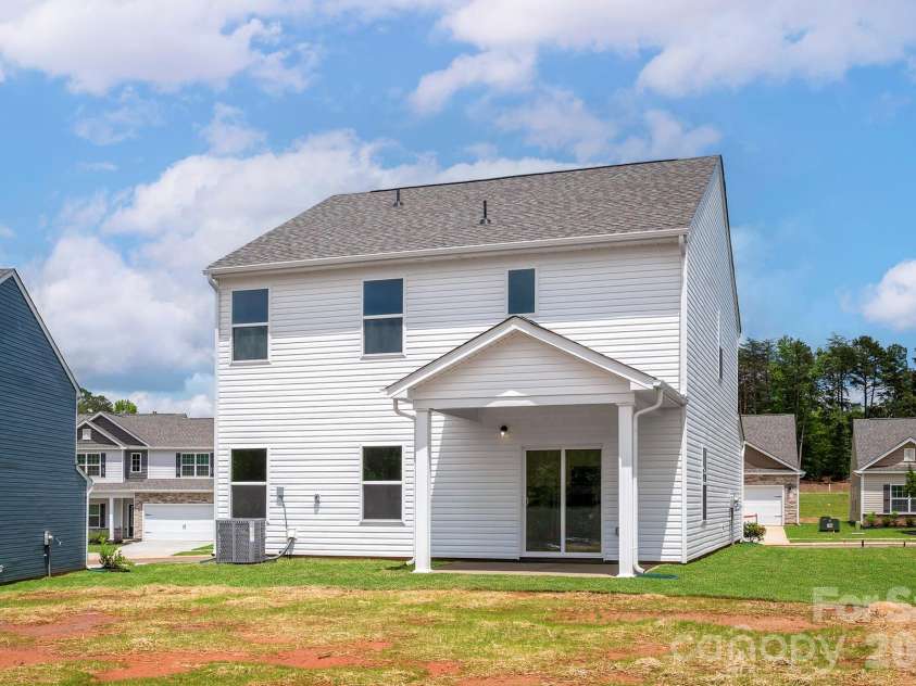 6717 Fairford Drive, Charlotte, NC 28215.  MLS# CAR4354277, YatesRealty ID 2988. 