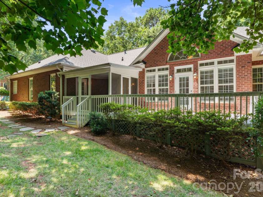 113 Palmer Marsh Place, Mooresville, NC 28117.  MLS# CAR4400718, YatesRealty ID 29880. 